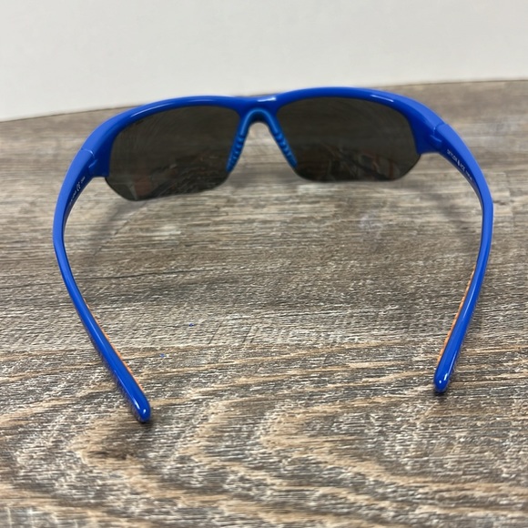 SOLD IN STORE Nike Skylon Ace EV0891 Men’s Sunglasses and Cleaning Pouch - Picture 7 of 9